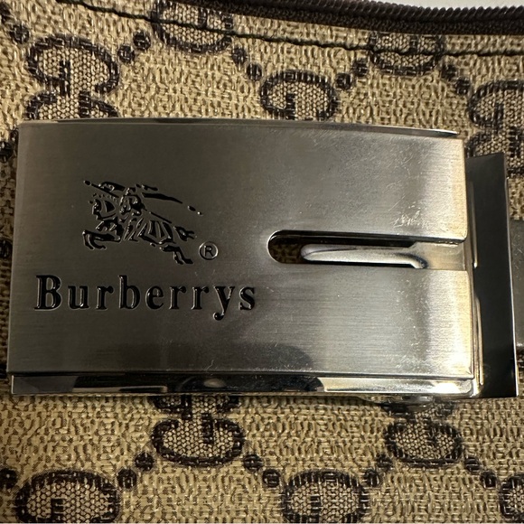 Buckles - Picture 4 of 7